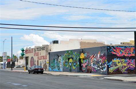 Touring the Las Vegas Downtown Arts District